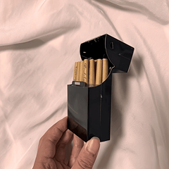 B-01-Black portable cigarette case with magnetic closure, holds 20 cigarettes for men
